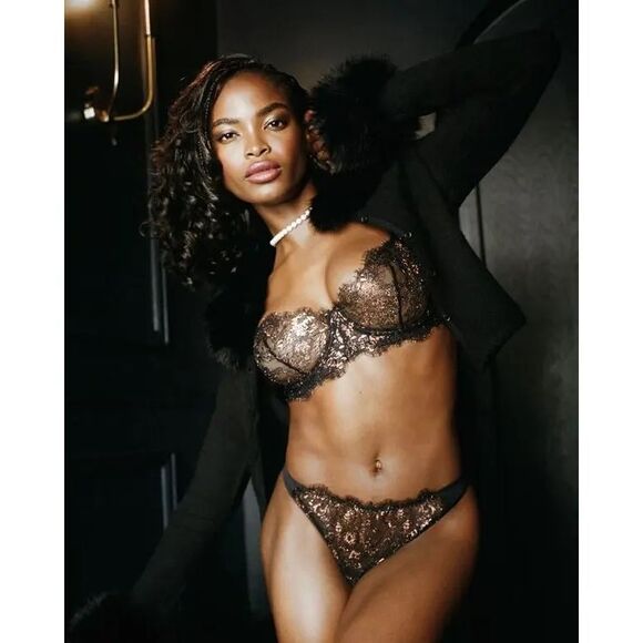 Skarlett Blue NWT Entice Lace Balconette Bra Black/Rose 34B - Picture 4 of 6